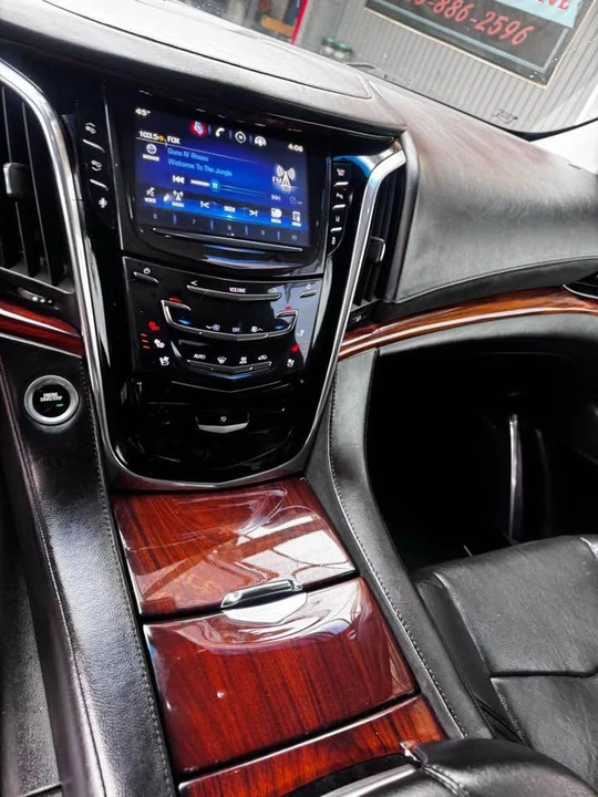 2015 Cadillac Escalade 4th Gen - Image 7 of 14