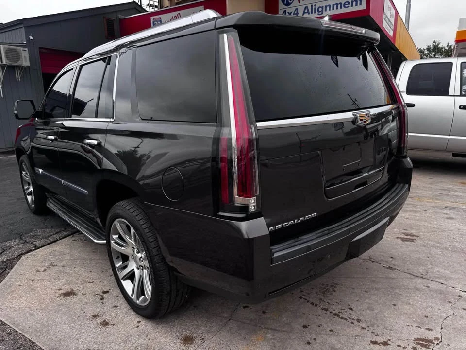 2015 Cadillac Escalade 4th Gen - Image 5 of 14