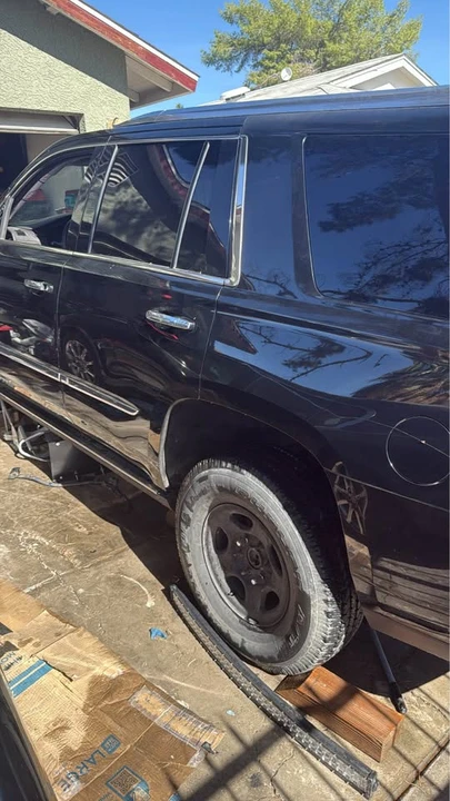 2015 Cadillac Escalade 4th Gen - Image 6 of 6