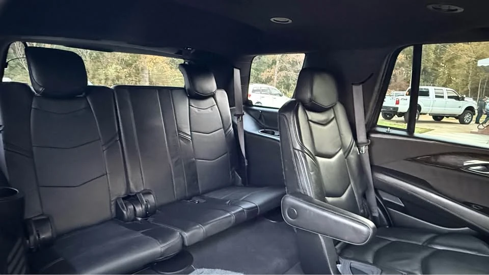 2015 Cadillac Escalade 4th Gen - Image 15 of 19