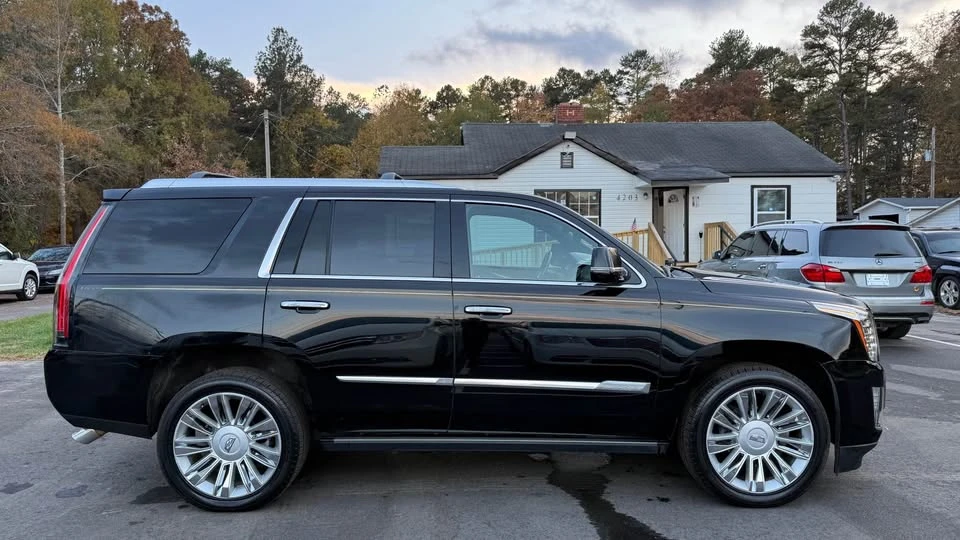 2015 Cadillac Escalade 4th Gen - Image 7 of 19
