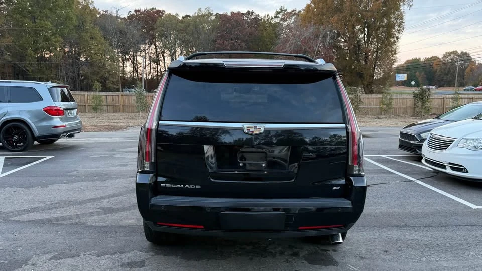 2015 Cadillac Escalade 4th Gen - Image 5 of 19