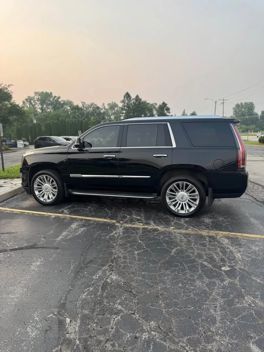 2015 Cadillac Escalade 4th Gen - Image 3 of 5