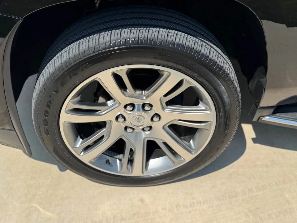 2015 Cadillac Escalade 4th Gen - Image 7 of 13