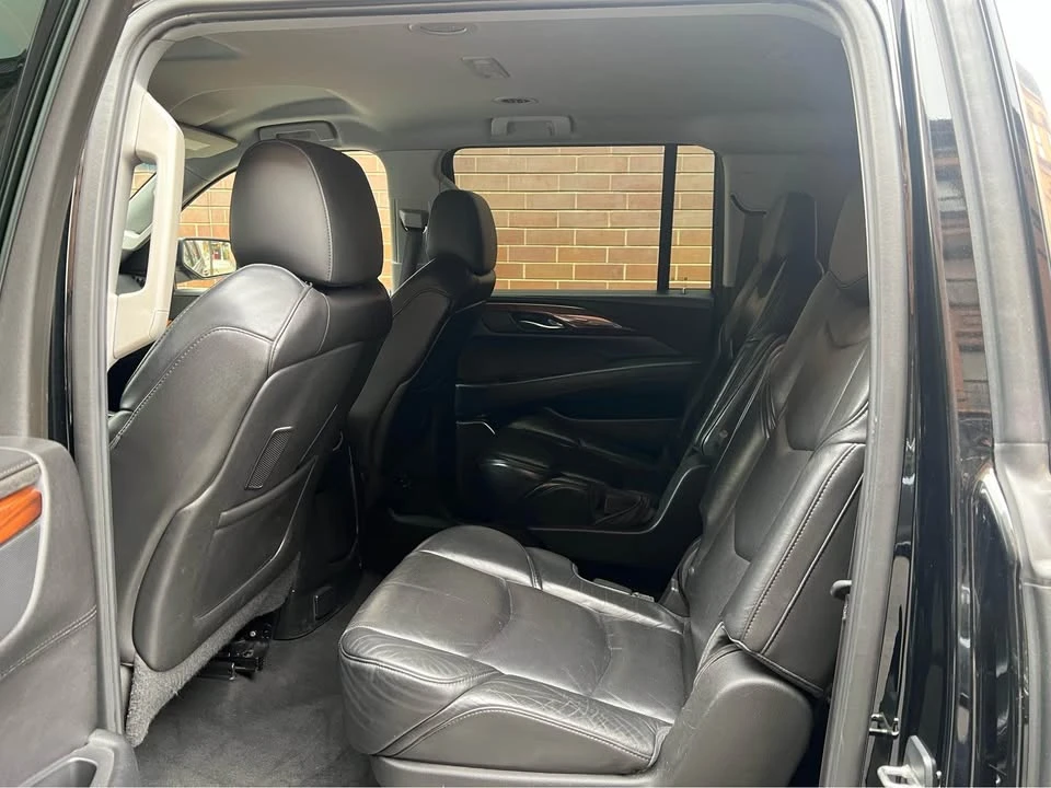 2015 Cadillac Escalade 4th Gen - Image 9 of 11
