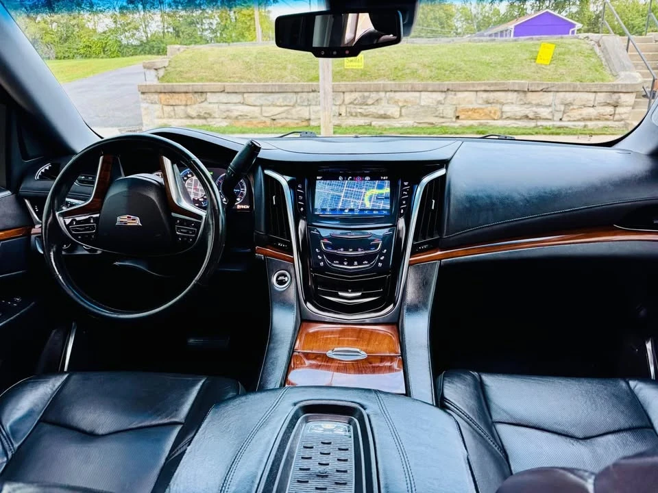 2015 Cadillac Escalade 4th Gen - Image 3 of 19