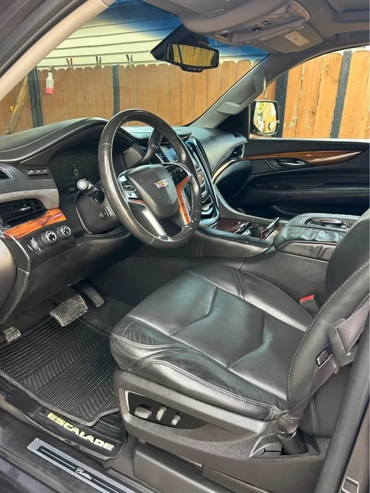 2015 Cadillac Escalade 4th Gen - Image 5 of 18