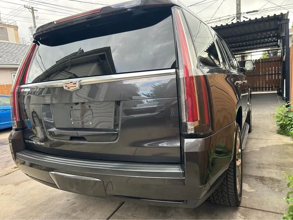 2015 Cadillac Escalade 4th Gen - Image 9 of 18