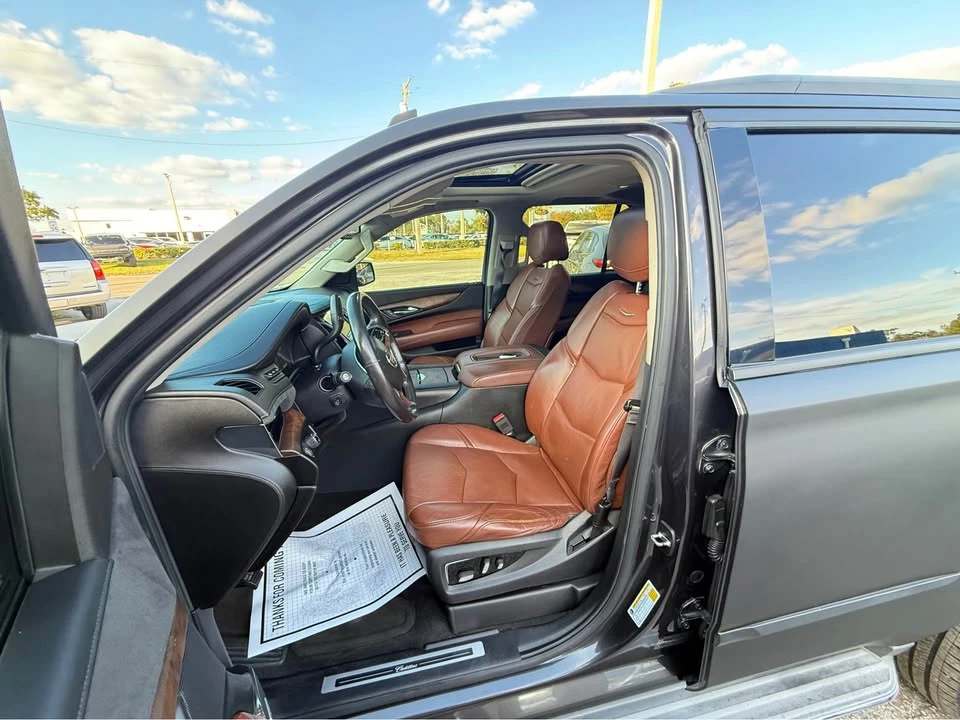 2015 Cadillac Escalade 4th Gen - Image 17 of 18