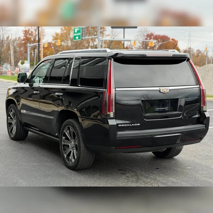 2015 Cadillac Escalade 4th Gen - Image 3 of 11