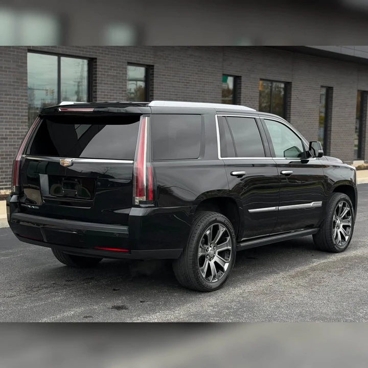 2015 Cadillac Escalade 4th Gen - Image 2 of 11