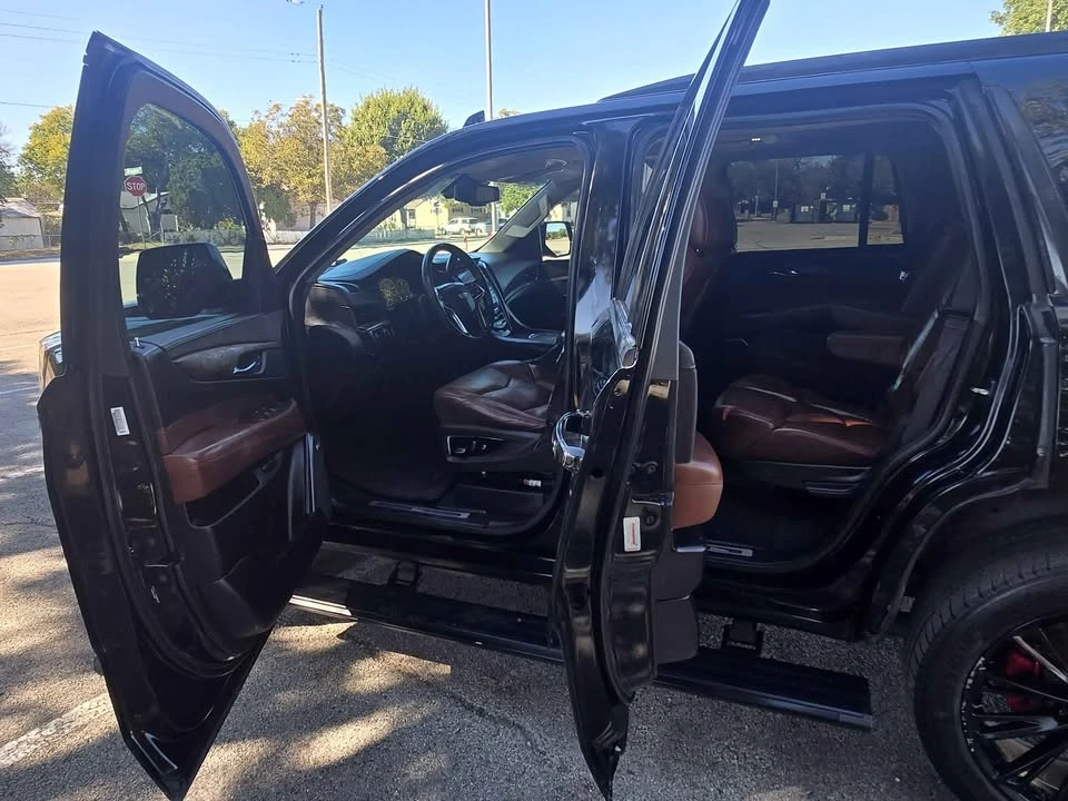 2015 Cadillac Escalade 4th Gen - Image 4 of 14