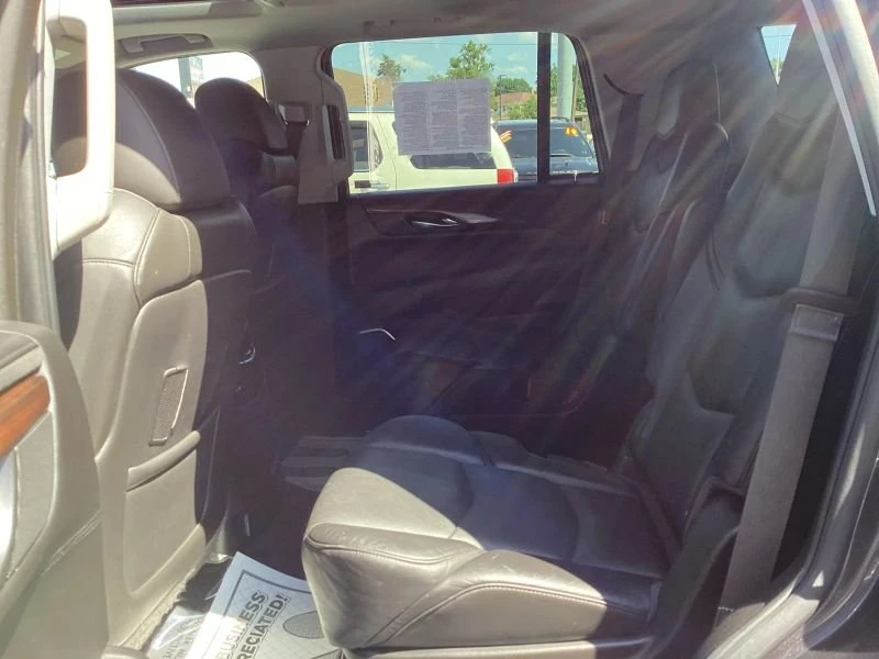 2015 Cadillac Escalade 4th Gen - Image 11 of 19
