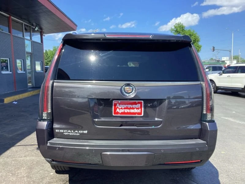 2015 Cadillac Escalade 4th Gen - Image 9 of 19