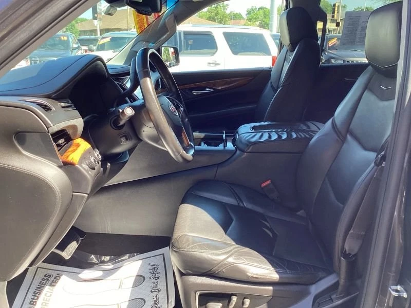 2015 Cadillac Escalade 4th Gen - Image 10 of 19