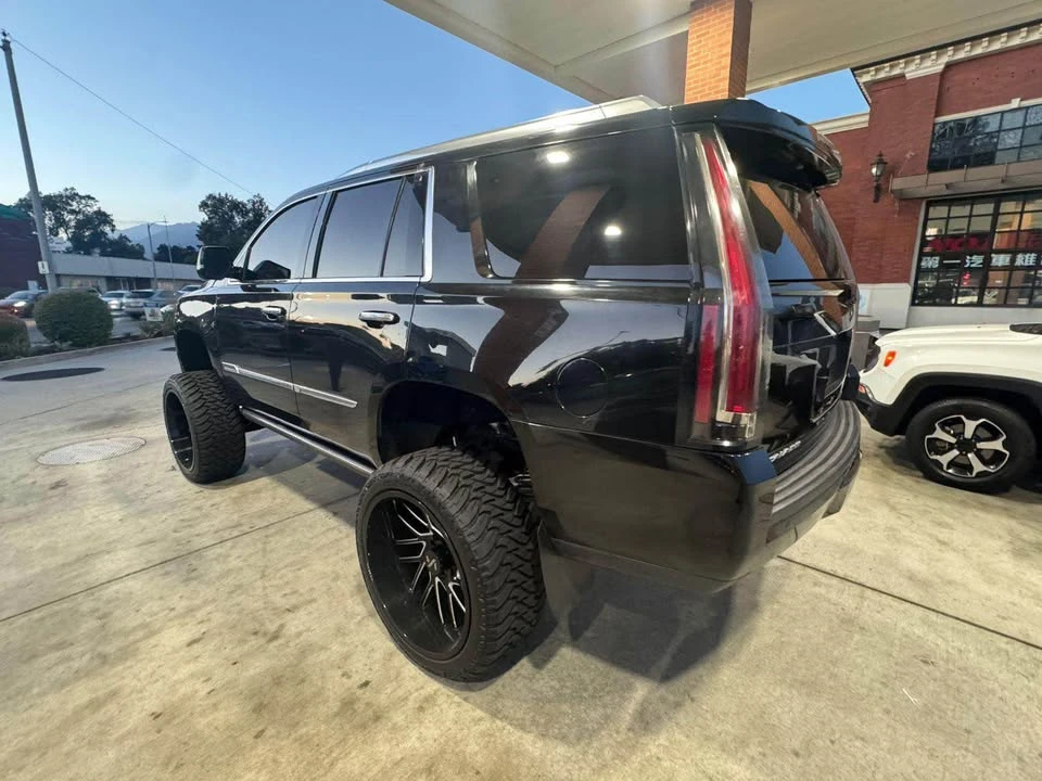 2015 Cadillac Escalade 4th Gen - Image 4 of 10