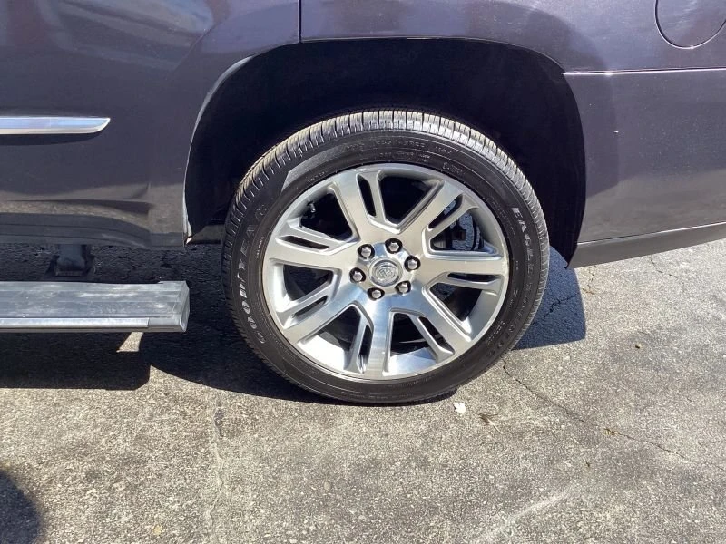 2015 Cadillac Escalade 4th Gen - Image 19 of 19
