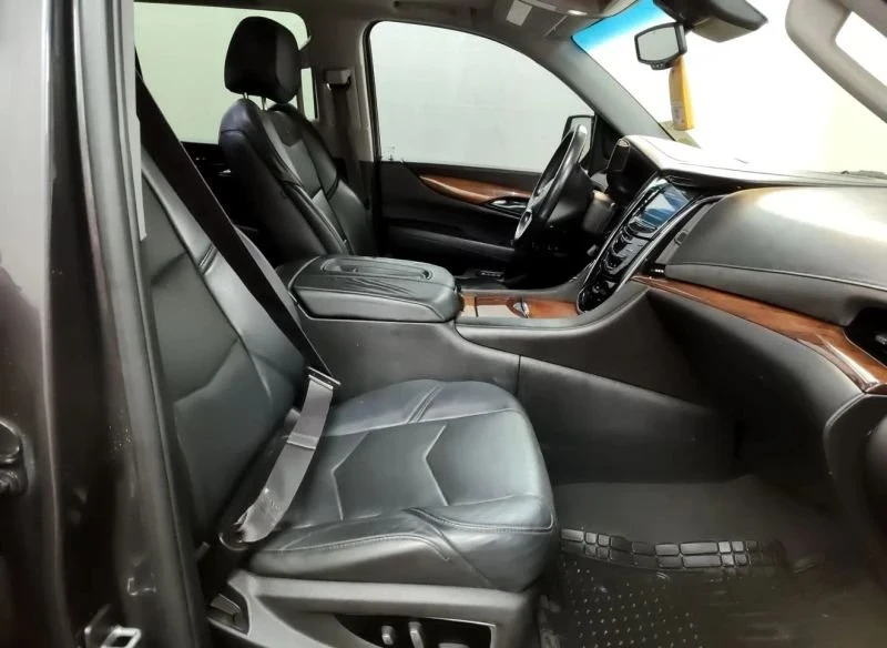 2015 Cadillac Escalade 4th Gen - Image 8 of 8