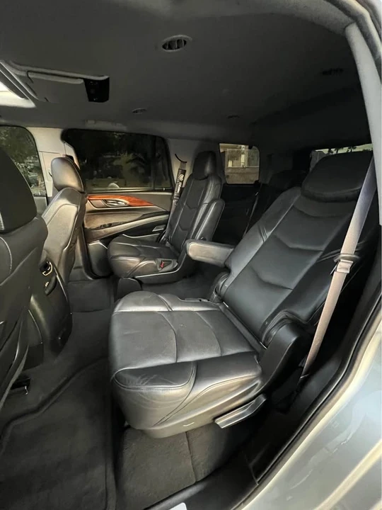 2015 Cadillac Escalade 4th Gen - Image 9 of 14