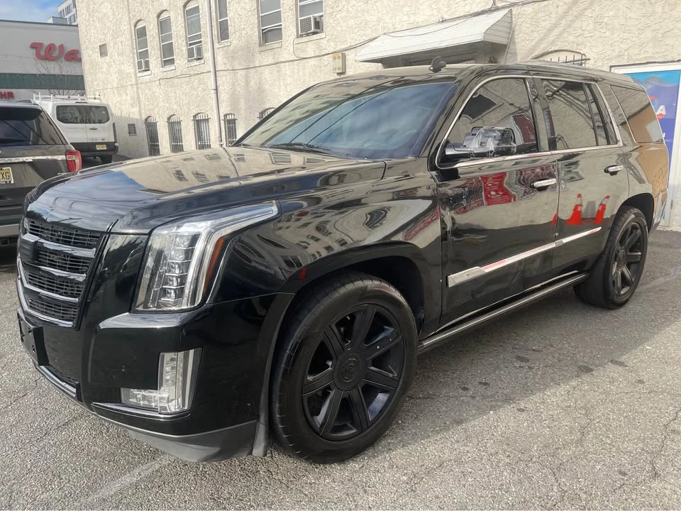 2015 Cadillac Escalade 4th Gen - Image 3 of 10