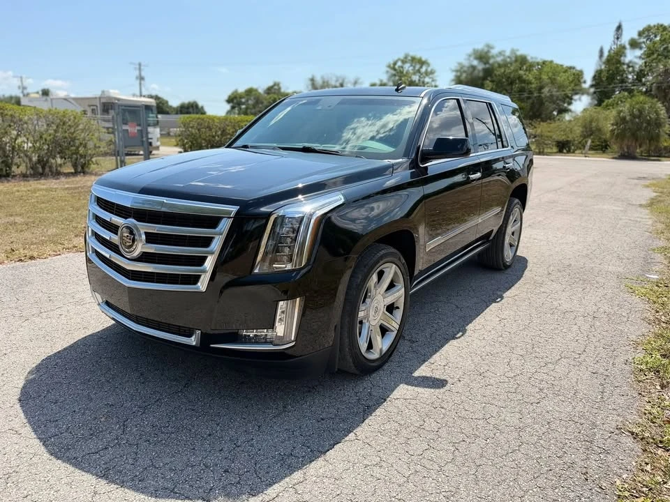2015 Cadillac Escalade 4th Gen - Image 9 of 20