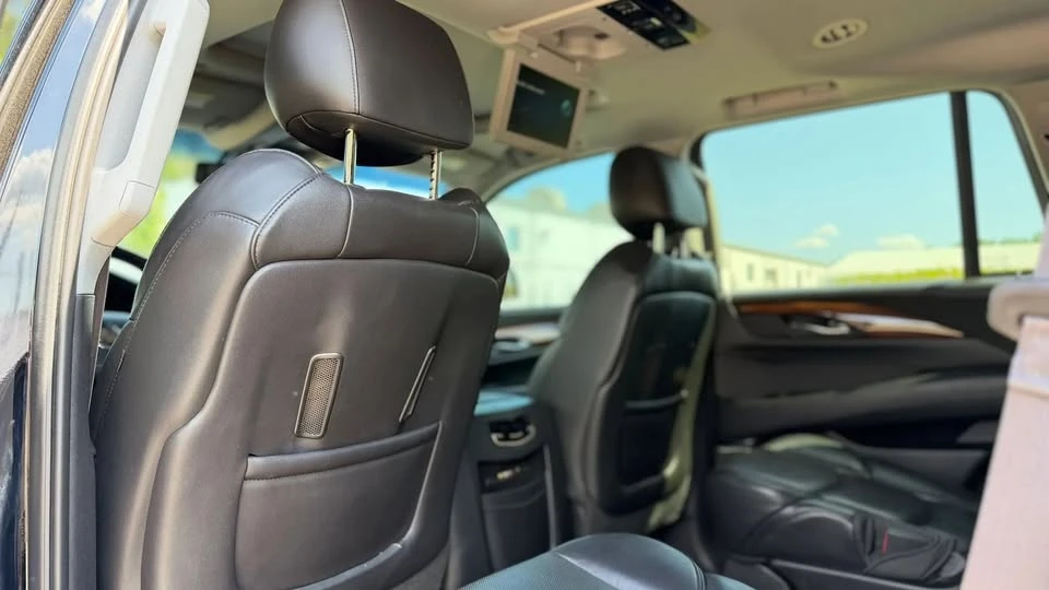 2015 Cadillac Escalade 4th Gen - Image 17 of 20
