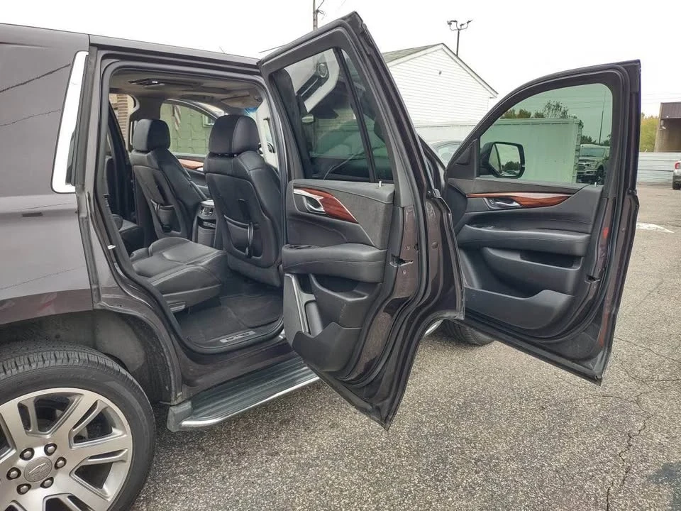 2015 Cadillac Escalade 4th Gen - Image 14 of 20