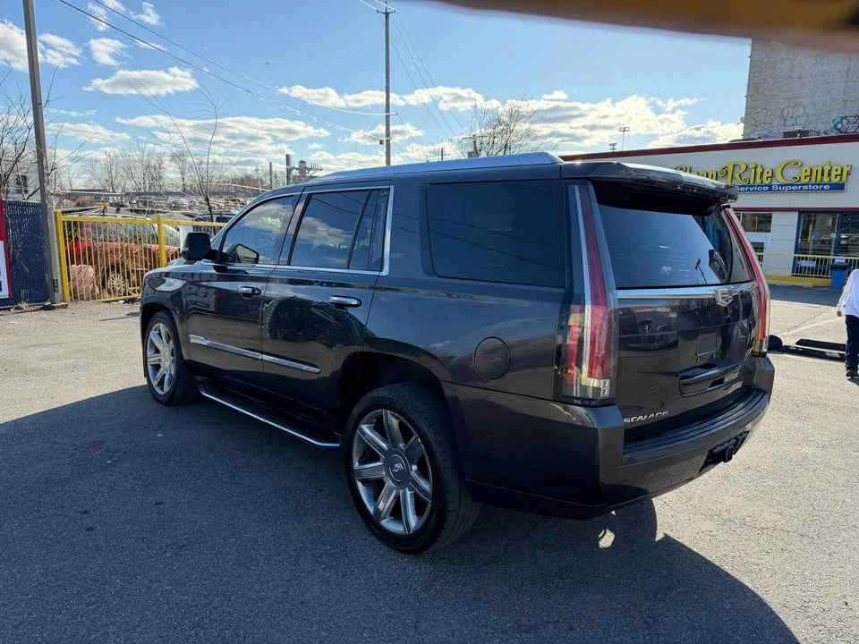 2015 Cadillac Escalade 4th Gen - Image 4 of 14