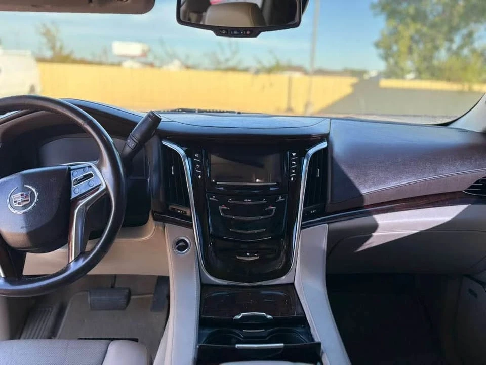 2015 Cadillac Escalade 4th Gen - Image 3 of 16