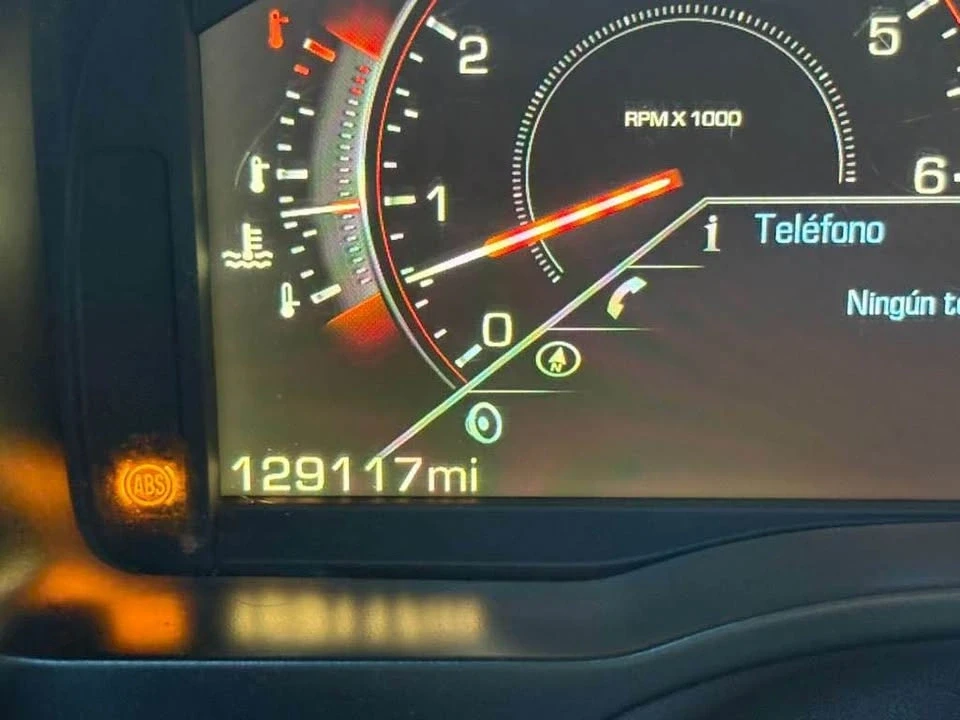 2015 Cadillac Escalade 4th Gen - Image 11 of 16