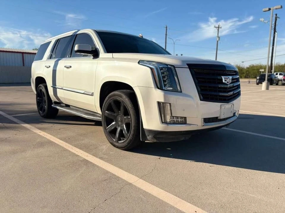 2015 Cadillac Escalade 4th Gen - Image 15 of 16