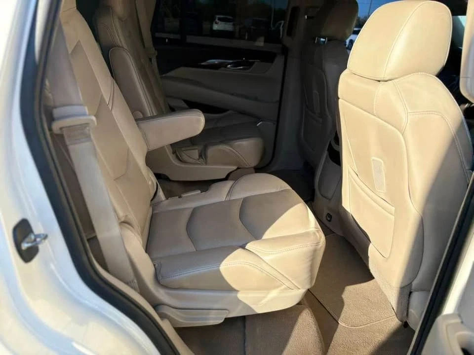 2015 Cadillac Escalade 4th Gen - Image 5 of 16