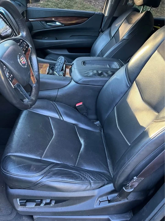 2015 Cadillac Escalade 4th Gen - Image 5 of 12