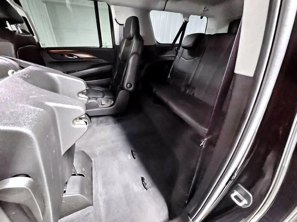 2015 Cadillac Escalade 4th Gen - Image 15 of 19