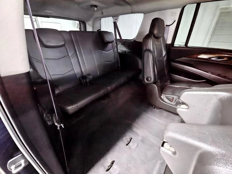 2015 Cadillac Escalade 4th Gen - Image 13 of 19