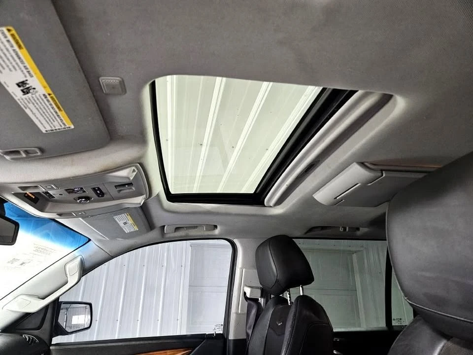 2015 Cadillac Escalade 4th Gen - Image 19 of 19