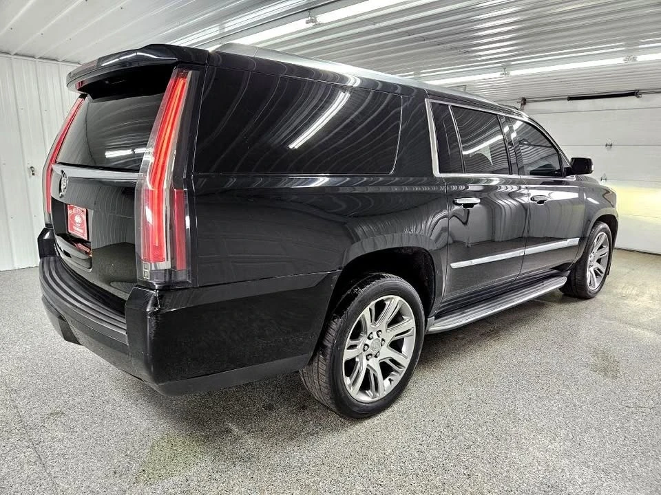 2015 Cadillac Escalade 4th Gen - Image 2 of 19