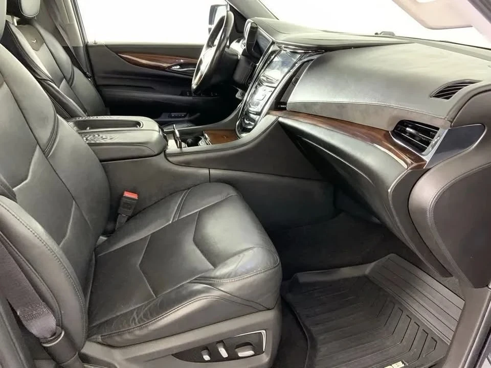 2015 Cadillac Escalade 4th Gen - Image 16 of 20