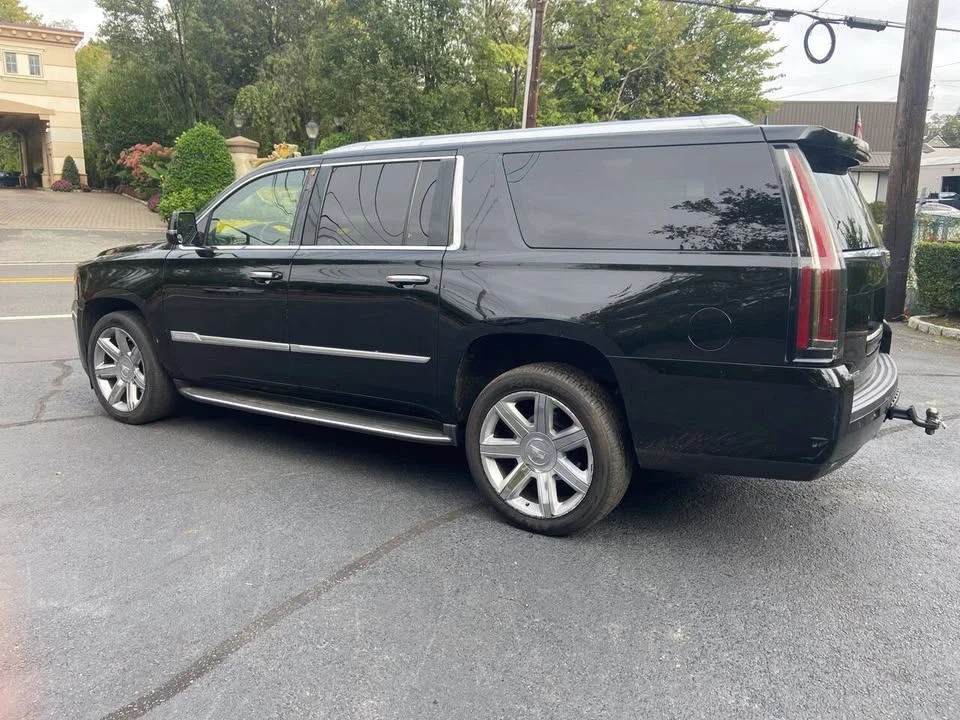2015 Cadillac Escalade 4th Gen - Image 8 of 19