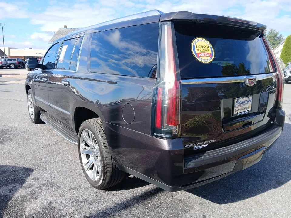 2015 Cadillac Escalade 4th Gen - Image 3 of 11