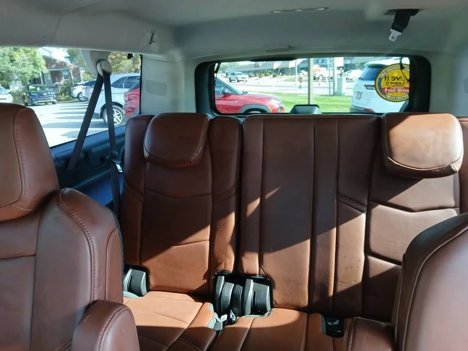 2015 Cadillac Escalade 4th Gen - Image 10 of 11