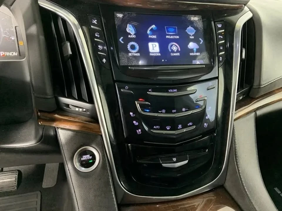 2015 Cadillac Escalade 4th Gen - Image 12 of 20
