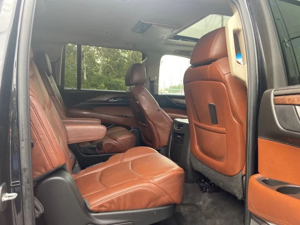 2015 Cadillac Escalade 4th Gen - Image 15 of 19