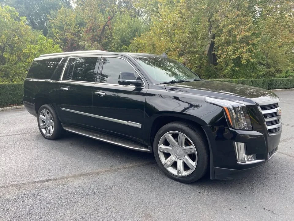 2015 Cadillac Escalade 4th Gen - Image 3 of 19