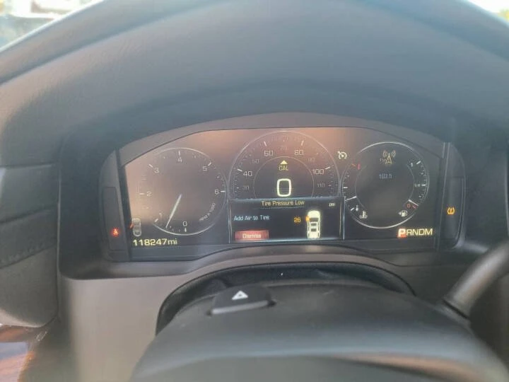 2015 Cadillac Escalade 4th Gen - Image 12 of 13