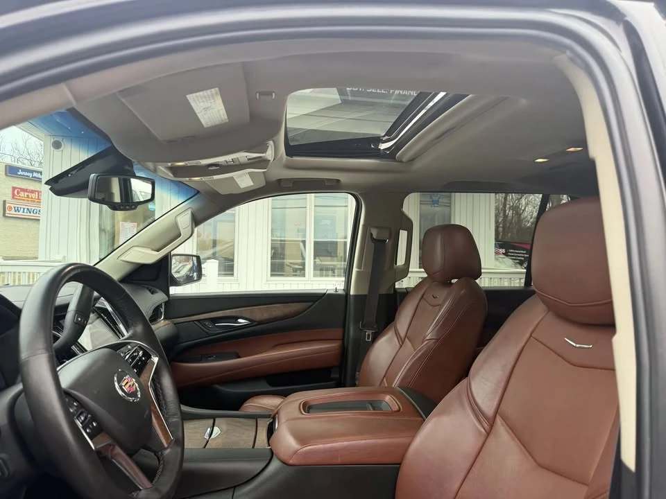 2015 Cadillac Escalade 4th Gen - Image 17 of 20