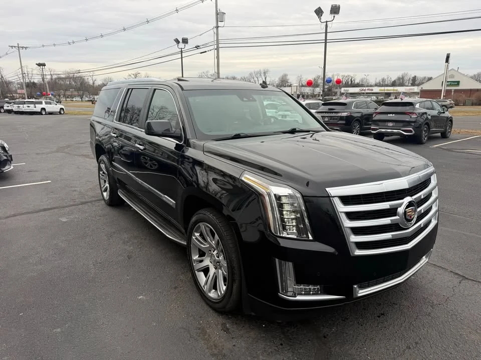 2015 Cadillac Escalade 4th Gen - Image 5 of 20
