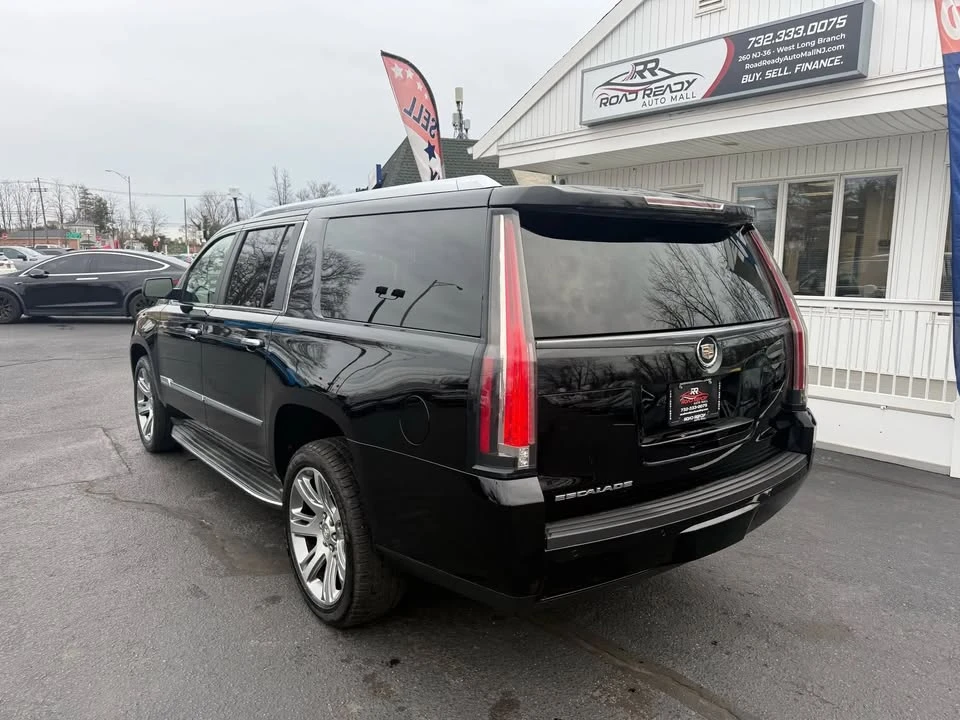 2015 Cadillac Escalade 4th Gen - Image 9 of 20