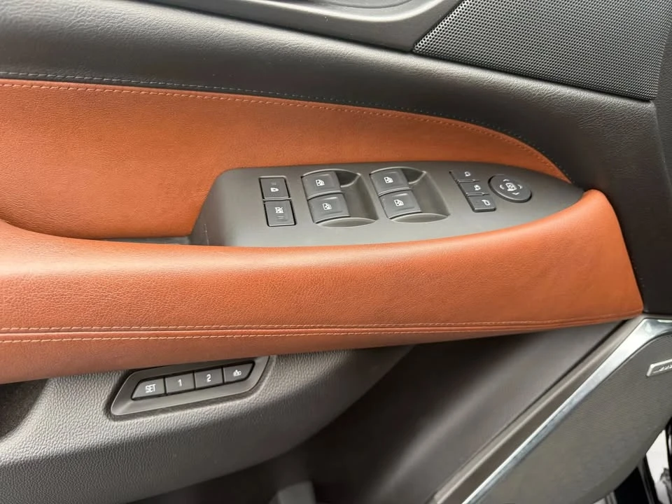 2015 Cadillac Escalade 4th Gen - Image 12 of 20