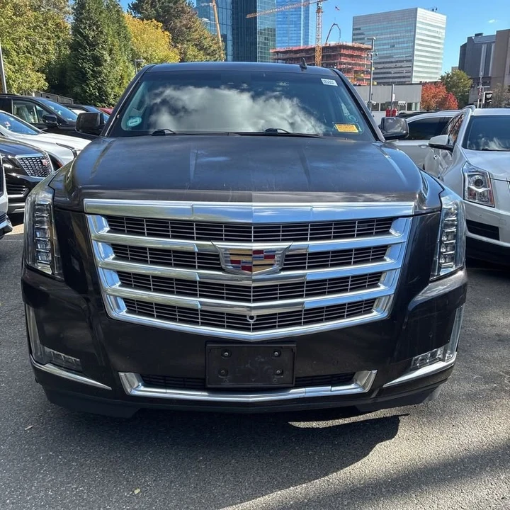 2015 Cadillac Escalade 4th Gen - Image 2 of 19